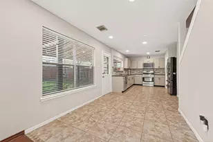 16903 Jeanna Ridge Ct, Houston, TX 77083 - Photo 18