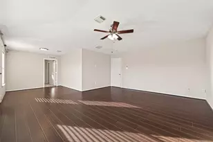 16903 Jeanna Ridge Ct, Houston, TX 77083 - Photo 40