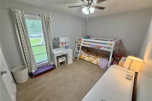 725 E Plum St, Angleton, TX 77515 - Photo 12