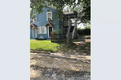 827 1st Avenue N, Texas City, TX 77590 - Photo 2