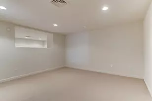 914 Main St, Houston, TX 77002 - Photo 8