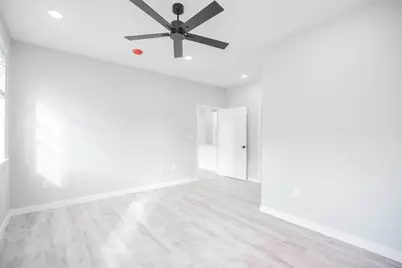 2101 Reinke Road #8212, Waller, TX 77484 - Photo 16