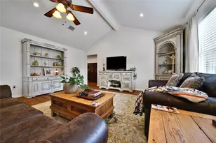 16389 Sun View Ln, Conroe, TX 77302 - Photo 4