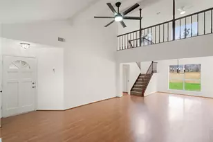915 S Diamondhead Blvd, Crosby, TX 77532 - Photo 6