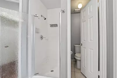 11563 Withers Way Circle, Houston, TX 77065 - Photo 32