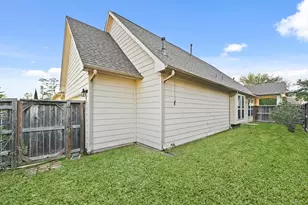 17242 Mitchell Pass Ln, Humble, TX 77346 - Photo 32