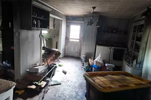 1801 N Ave T, Freeport, TX 77541 - Photo 10