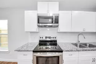 6609 Bacher St, Houston, TX 77028 - Photo 12