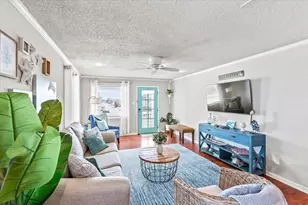 2127 65th St, Galveston, TX 77551 - Photo 4