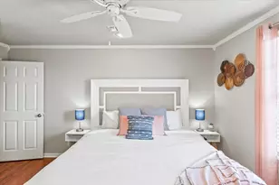 2127 65th St, Galveston, TX 77551 - Photo 18