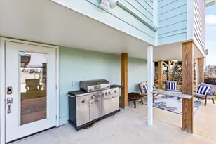 2127 65th St, Galveston, TX 77551 - Photo 42