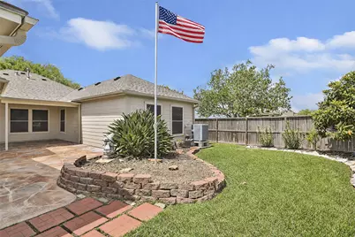 1864 Silent Shore Court, League City, TX 77573 - Photo 10