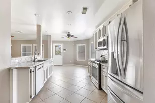 1864 Silent Shore Ct, League City, TX 77573 - Photo 18