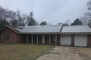 1301 Vauthier St, La Marque, TX 77568 - Photo 4