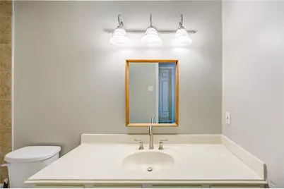 940 Wycliffe Drive #6, Houston, TX 77079 - Photo 8