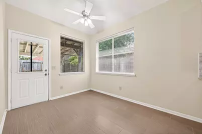 9846 N Villa Drive, Houston, TX 77064 - Photo 20