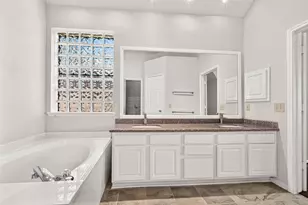 9846 N Villa Dr, Houston, TX 77064 - Photo 34