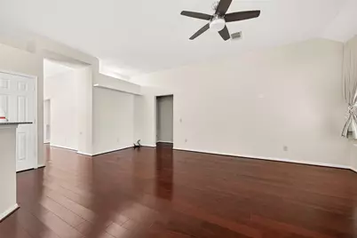 9846 N Villa Drive, Houston, TX 77064 - Photo 10