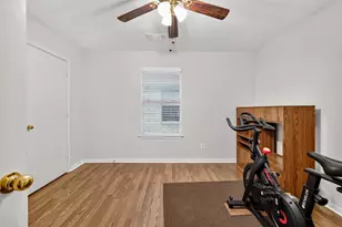 11719 Fossil Rock Ln, Houston, TX 77034 - Photo 16
