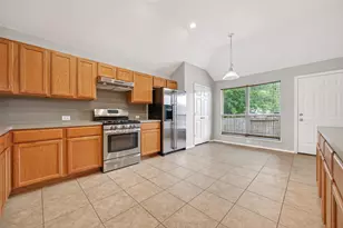 18499 Sunrise Pines Dr, Montgomery, TX 77316 - Photo 10