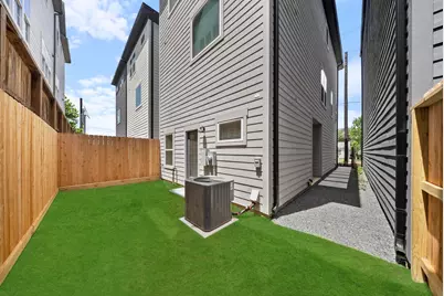 3516 Piney Woods Dr, Houston, TX 77018 - Photo 36