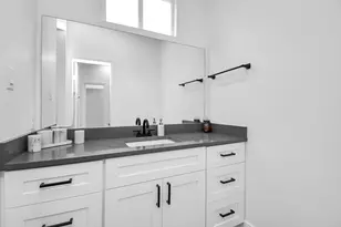 4124 Dorchester St, Houston, TX 77016 - Photo 32