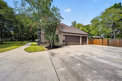 10410 Clubhouse Circle, Magnolia, TX 77354 - Photo 4