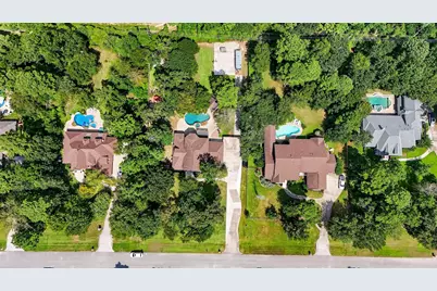 10410 Clubhouse Circle, Magnolia, TX 77354 - Photo 48