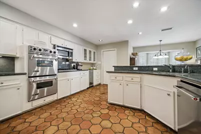 12630 Kingsride Lane, Houston, TX 77024 - Photo 16