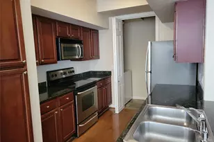 7575 Kirby Dr, Houston, TX 77030 - Photo 10