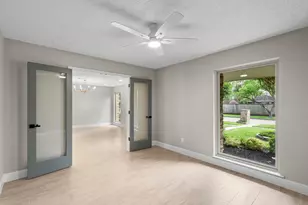 11635 Sageking Dr, Houston, TX 77089 - Photo 12