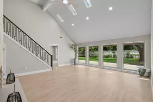 11635 Sageking Dr, Houston, TX 77089 - Photo 14