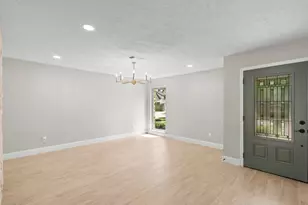 11635 Sageking Dr, Houston, TX 77089 - Photo 8