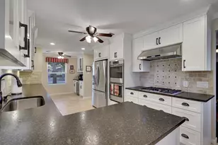 807 Dogwood St, Katy, TX 77493 - Photo 12