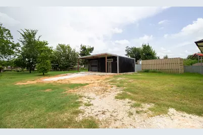 612 Sharon St, Prairie View, TX 77484 - Photo 20