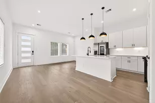 328 Neyland St, Houston, TX 77022 - Photo 6