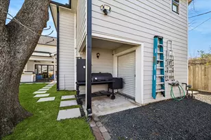 216 W 30th St, Houston, TX 77018 - Photo 26
