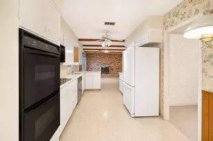 1023 Beaver Bend Rd, Houston, TX 77088 - Photo 4
