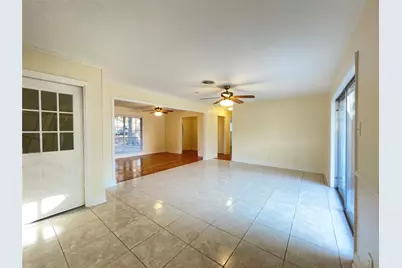 1143 Shadeland Dr, Houston, TX 77043 - Photo 32