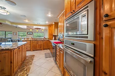 121 Holiday Lane, Coldspring, TX 77331 - Photo 16