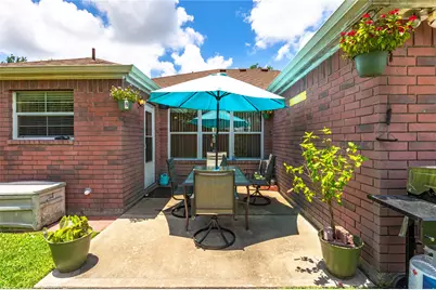 5501 Rio Sabinas Street, Rosharon, TX 77583 - Photo 24