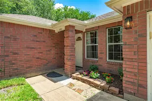 5501 Rio Sabinas St, Rosharon, TX 77583 - Photo 6