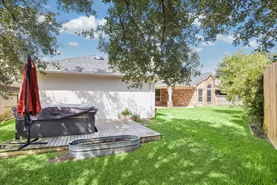 12847 Magic Falls Drive, Tomball, TX 77377 - Photo 38