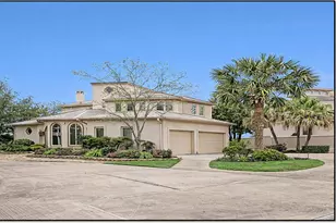 427 E Shore Dr, Clear Lake Shores, TX 77565 - Photo 1