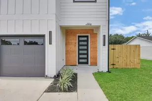 5218 Higgins St, Houston, TX 77033 - Photo 8
