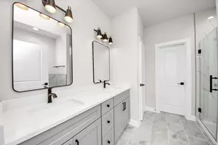 5218 Higgins St, Houston, TX 77033 - Photo 28