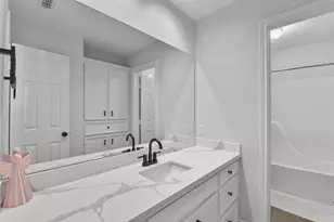 223 Oetken W, Anahuac, TX 77514 - Photo 34