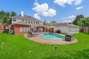 1221 Wedgewood Dr, Sugar Land, TX 77478 - Photo 34