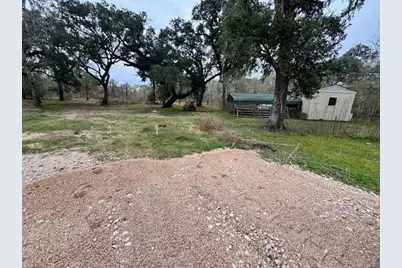3747 County Road 611, Angleton, TX 77515 - Photo 20