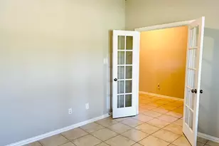 2357 Old Stone Dr, Conroe, TX 77304 - Photo 6